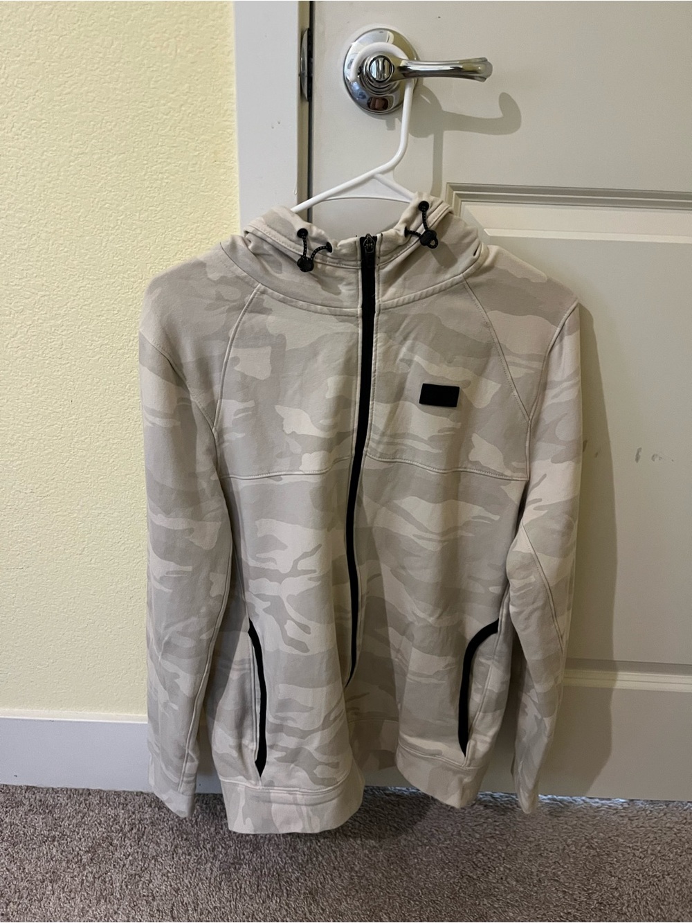 Men’s Abercrombie & Fitch Light Beige Camo Hooded Zip Jacket